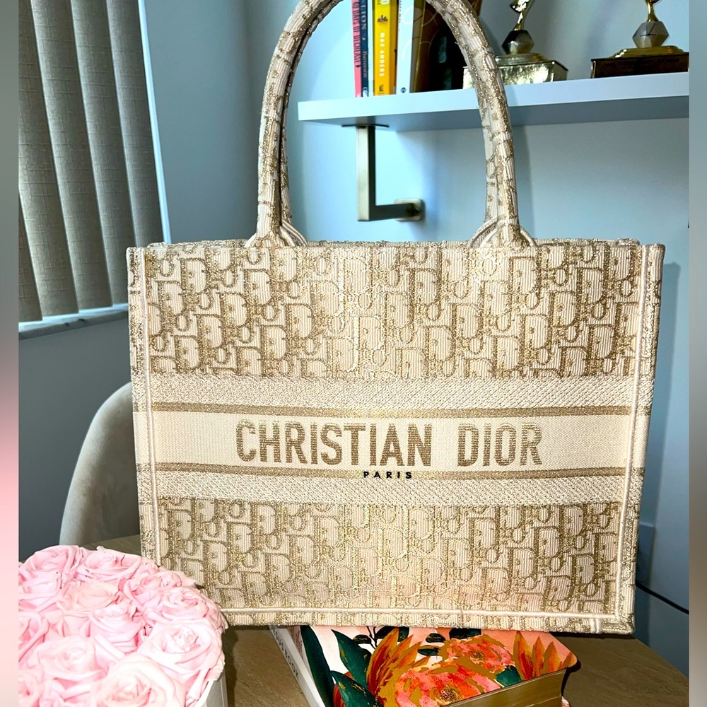 Christian Dior Medium Book Tote - NEVER USED! With dust bag! Perfect gift.